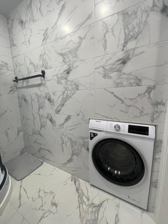 Mb Livinga Apartamentai Naftininku G Mažeikiai エクステリア 写真